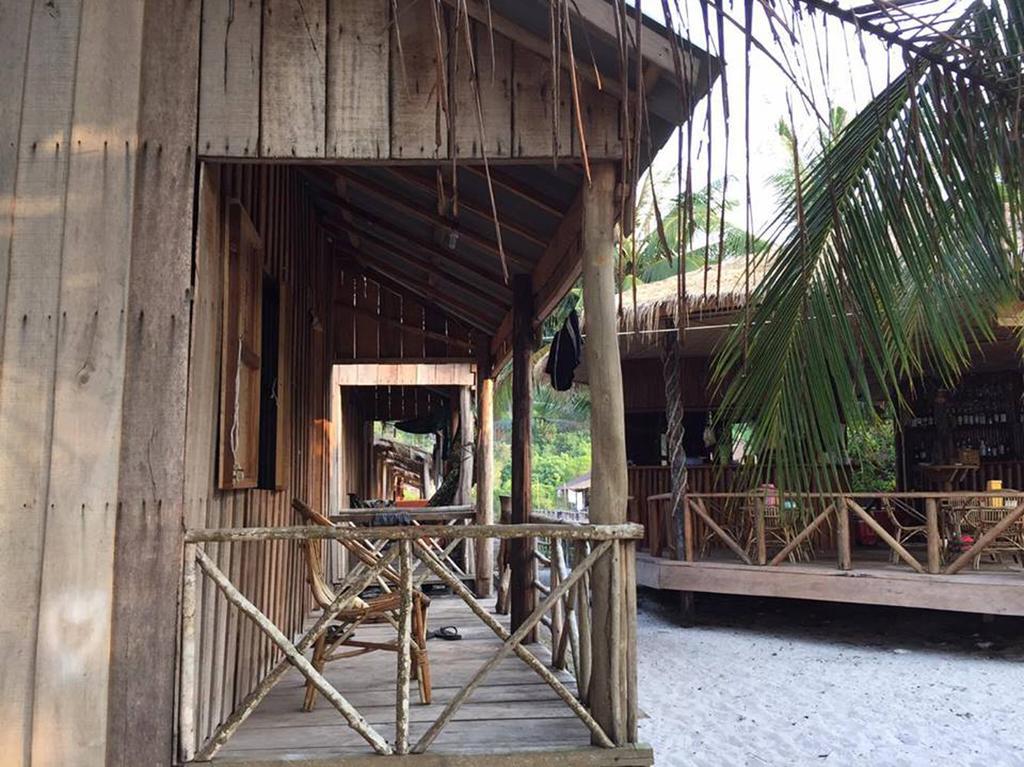 3 Stone Bungalow Hotel Koh Rong Island Exterior foto